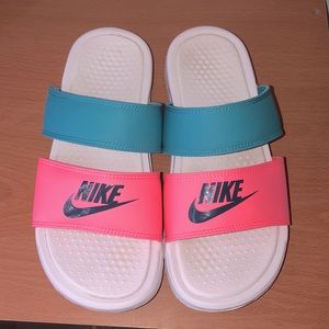 Nike slides